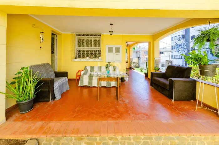 Casa à venda, 6 quartos, 2 vagas, Barroca - Belo Horizonte/MG