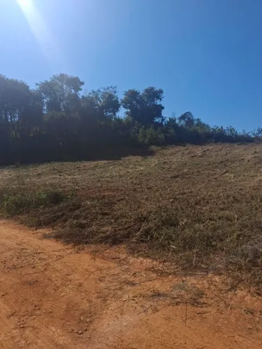 Terreno 1000 metros entre Bonfim e Rio Manso