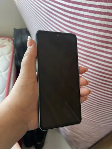 Redmi note 13 256 e 8 ram