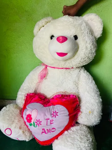 Urso de pelúcia grande