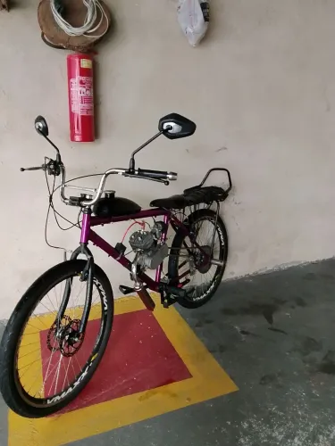 Vendo motorizada aro 26 80cc