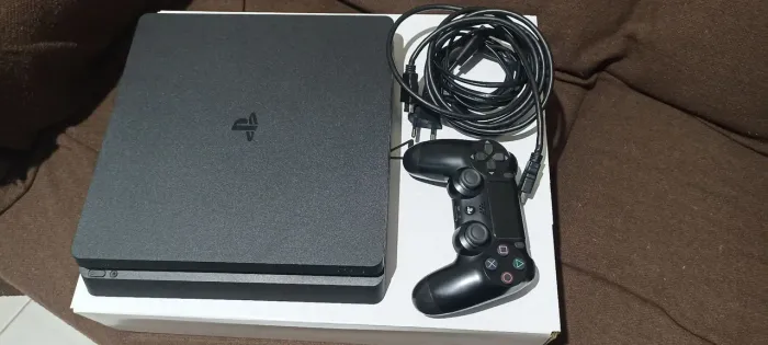 Ps4 slim 1tb
