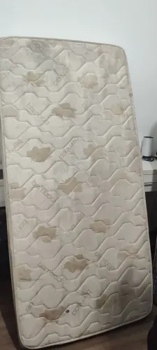 colchão de solteiro unico dono