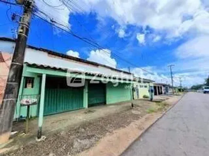 Casa Exclusiva à Venda no Centro de Porto Velho (Ocupada) 480 m² de Área Externa