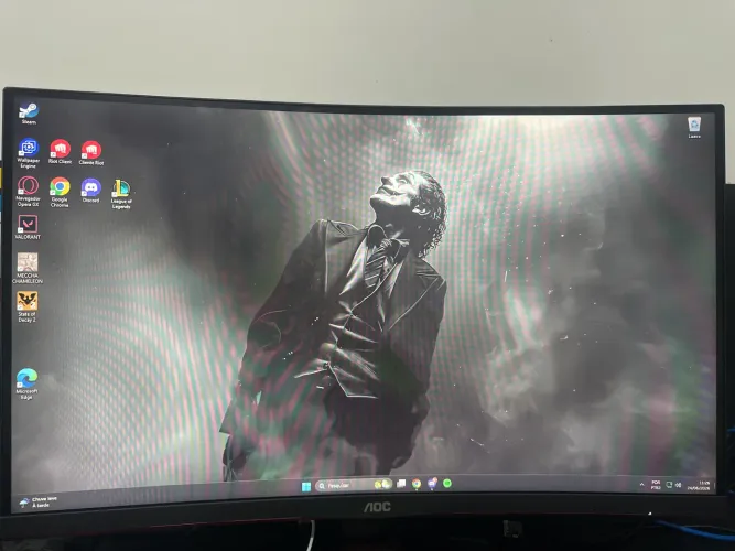 Monitor apenas 2 meses de uso