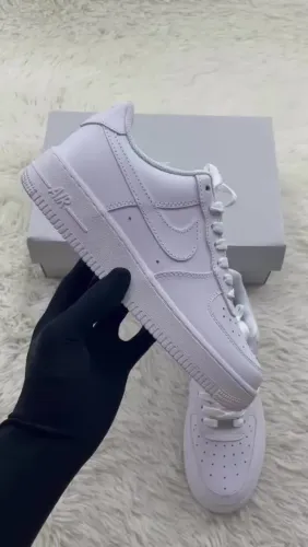 Tênis Nike Air Force