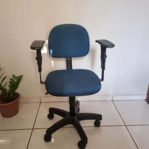 Cadeira Escritório/Estudos
