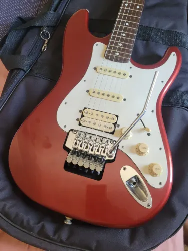 Guitarra menphis by tagima super strato korena anos 90
