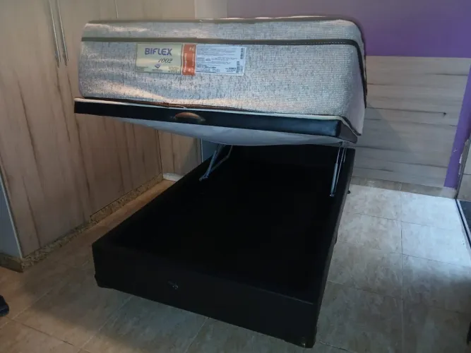 Cama box bau