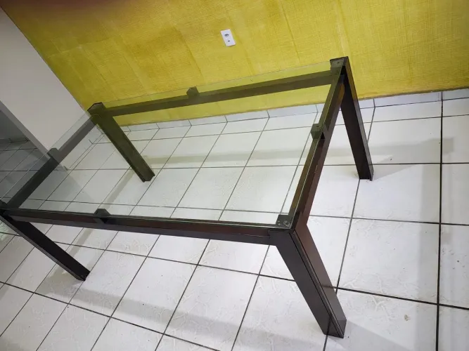 Mesa madeira grande para 6 lugares 1,80 X 1,00