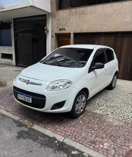 Fiat Palio Attractive 1.0 EVO Fire Flex 8V 5P 2013