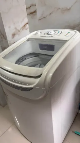 Máquina de Lavar Roupas 