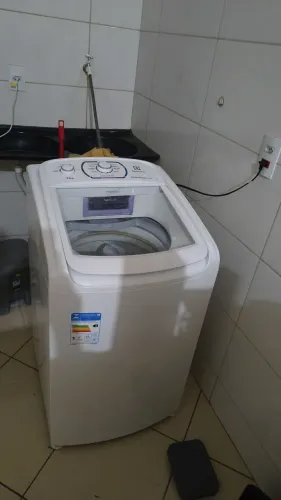 Máquina de lavar Eletrolux 11 kg Essencial Cara 7 meses de uso