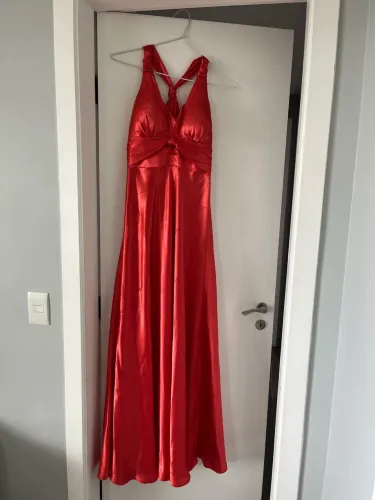 Vendo vestido de festa TAM 42 (serve para casamento, aniversário de 15 anos, formatura)