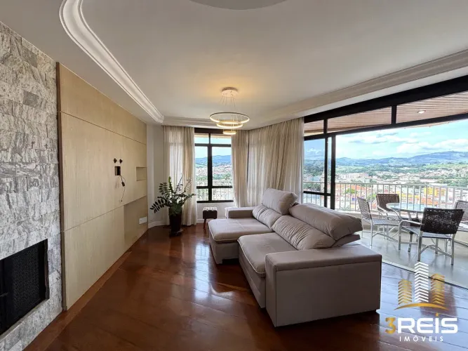 AMPLO APARTAMENTO COM VISTA PANORÂMICA NO CENTRO EM SOCORRO/SP