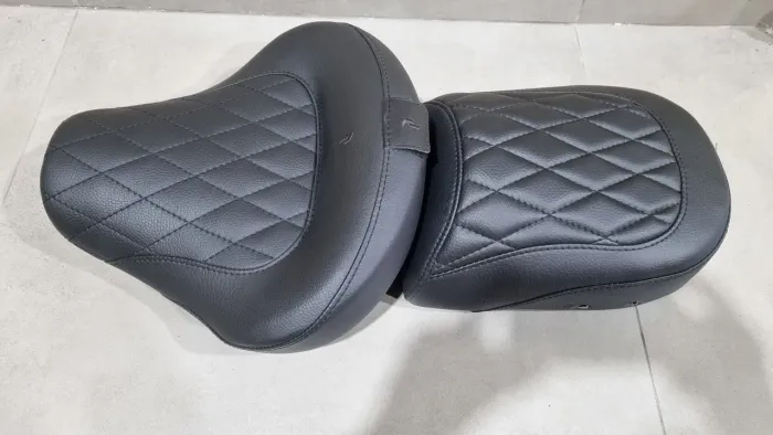Banco Comfort Diamond Royal Enfield Classic 350 com Soft Gel