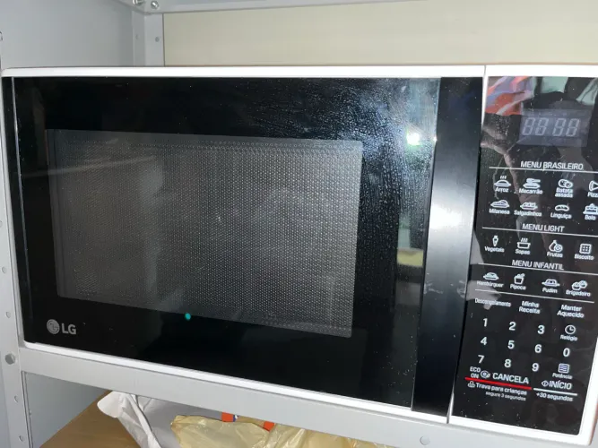 Forno de microondas LG 30 L 127V