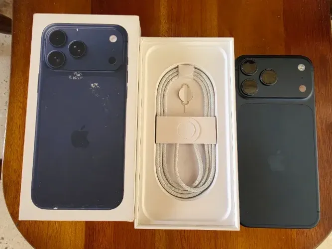 iPhone 17 pro max 1TB - Novo com nota fiscal e garantia, Anatel, chip físico.