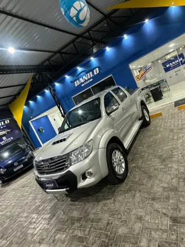 Toyota Hilux CD SRV D4-d 4X4 3.0 TDI Diesel AUT 2013