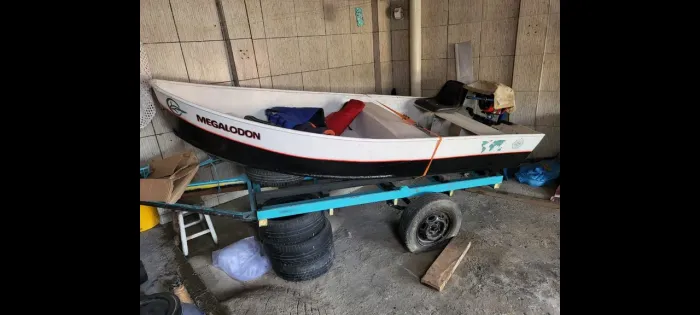 Barco fibra casco duplo (mar e rio)