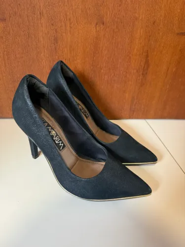 Vendo Salto alto novo n.36
