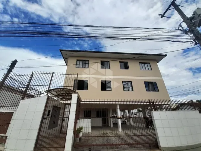 Apartamento para alugar 76M² 2 quartos com sacada e garagem - São José