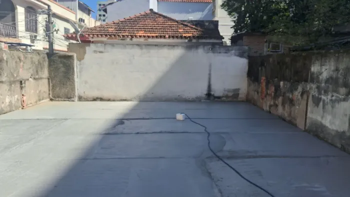 TERRENO RUA ADRIANO MÉIER