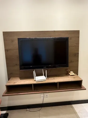 TV CCE 42 polegadas +painel