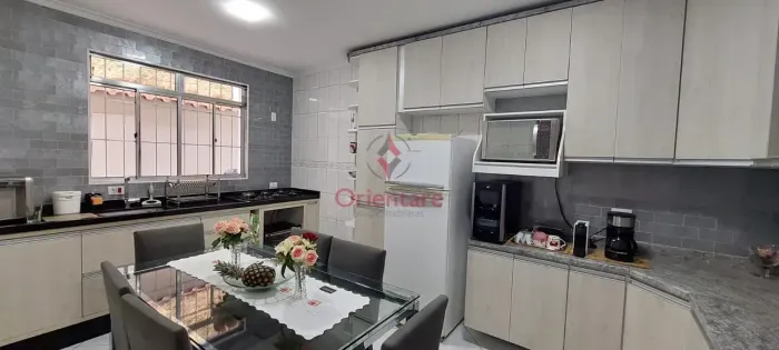 Sobrado para aluguel tem 160 metros quadrados com 3 quartos em Vila Nova Parada - São Paul