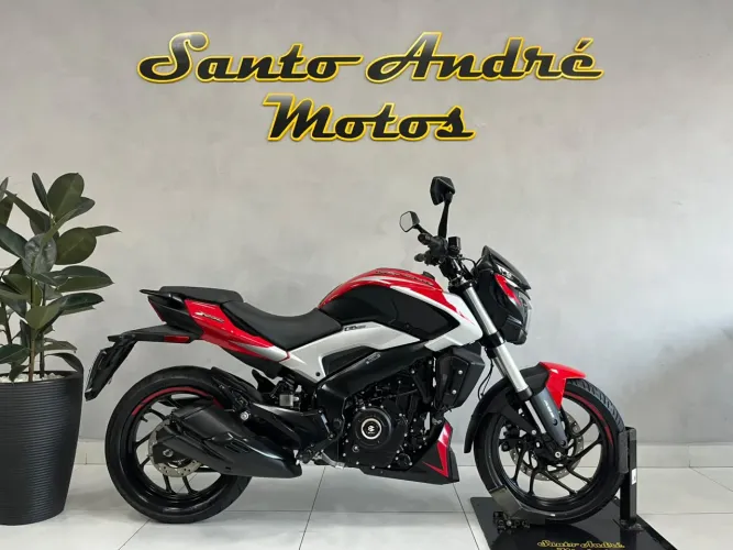 Bajaj DOMINAR 250