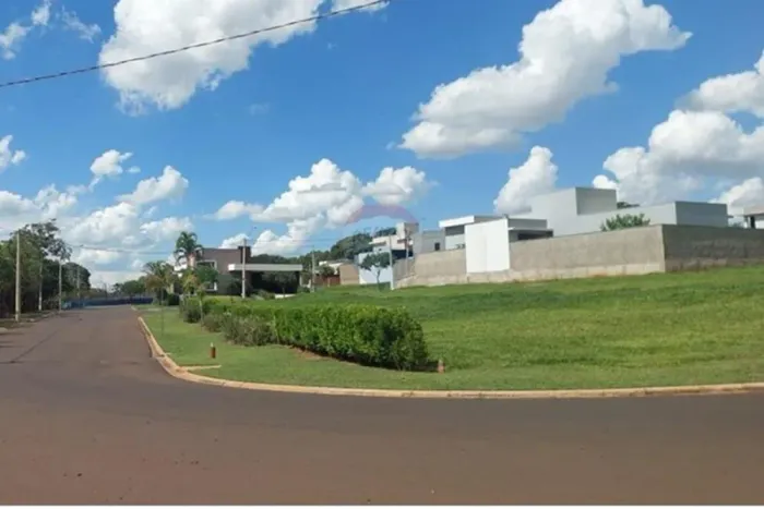 Condomínio Residencial Volpi Terreno de 635,28 m² metragem estratégica, alto padrão constr