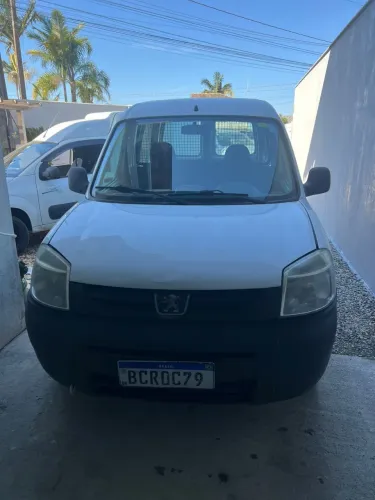 Peugeot Partner Van 1.6 Flex 16V 5P 2013