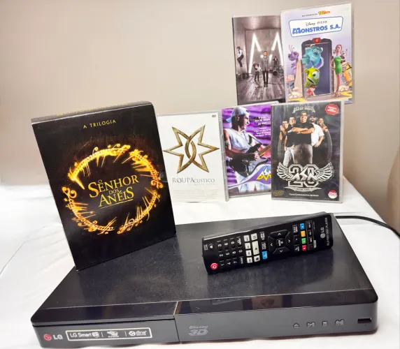 Blu-ray 3D LG BP440 + DVDs | Senhor dos Anéis e mais