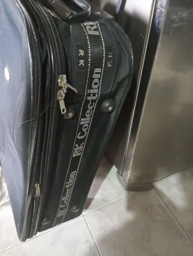 Mala 32 kilos preta. Faço a entrega, se vim buscar dou um desconto!