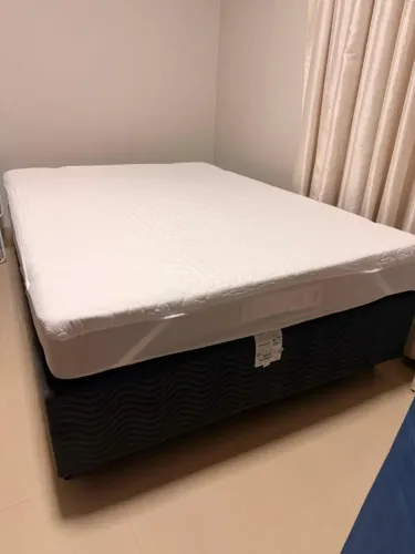 Cama Box com Colchão Novos