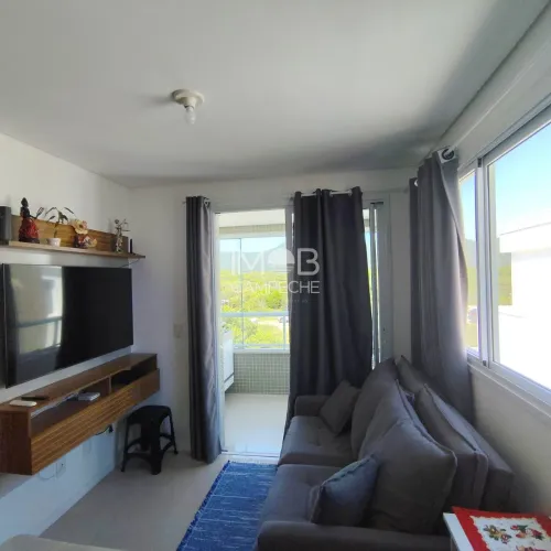 Apartamento 2 dormitórios (1suíte) a 30 metros da praia nos Açores - Florianópolis - SC