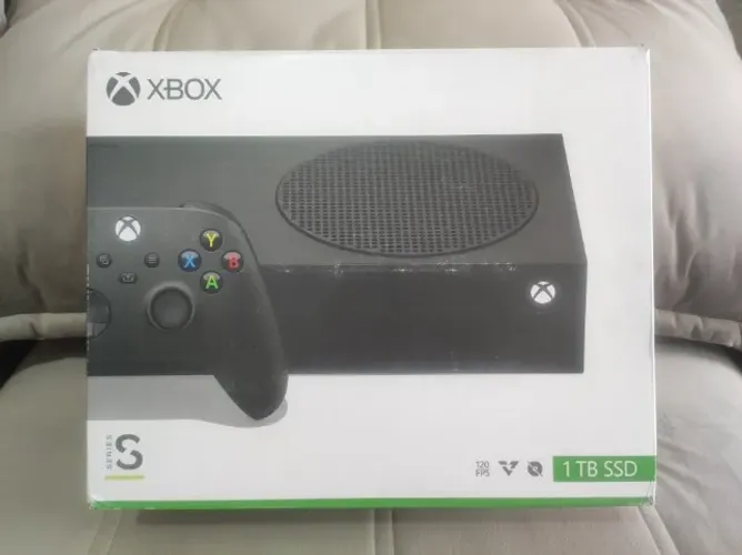 Xbox Series S Edição Carbon Black 1TB Modelo Norte Americano Novo Lacrado