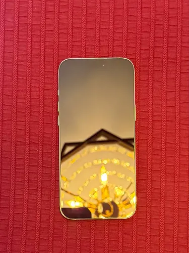 Vendo IPhone 16 Pro max 256GB impecável. 