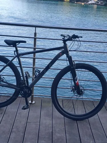 Vendo essa Bicicleta nova usada uma vez