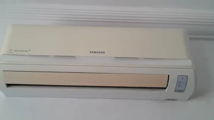 Evaporadora Ar condicionado Samsung convencional 9000 Btus