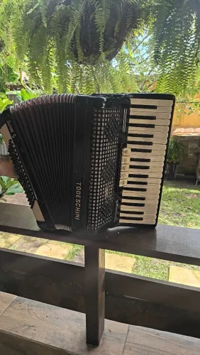 ACORDEON SANFONA TODESCHINI SUPER 5 80 BAIXOS AFINADA E MUITO TOP DE SOM