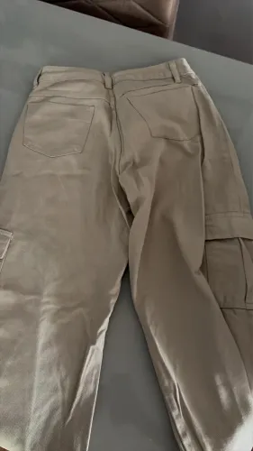 Calça cargo bege