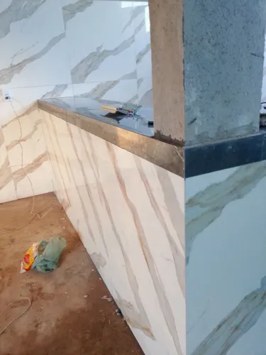 Trabalhamos com reforma alevante reboco piso porcelanato rrevertimento pintura em geral 