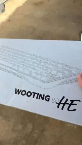 Teclado wooting 80he 3 meses de uso na caixa