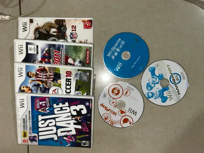 Vendo wii com jogos