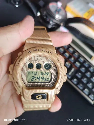 Relógio Casio G Shock DW 6900ZB