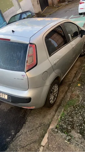 Fiat Punto Attractive 1.4 Fire Flex 8V 5P 2013