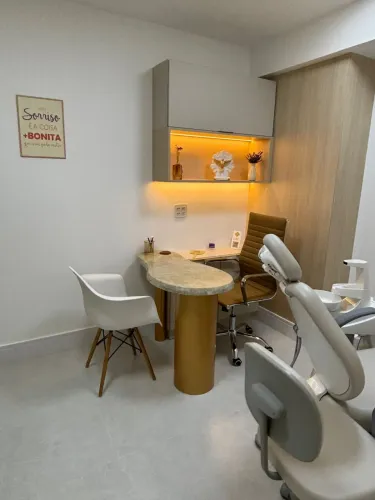 DENTISTA - SUBLOCAÇÃO DE CONSULTÓRIO ODONTOLÓGICO 