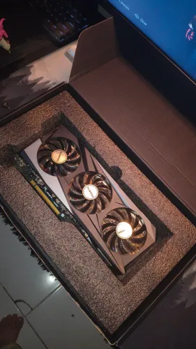 Rx 7600 gigabyte