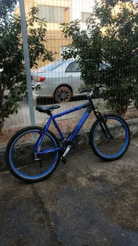 Bicicleta, aro 26, freio mecânico, 7 machas.